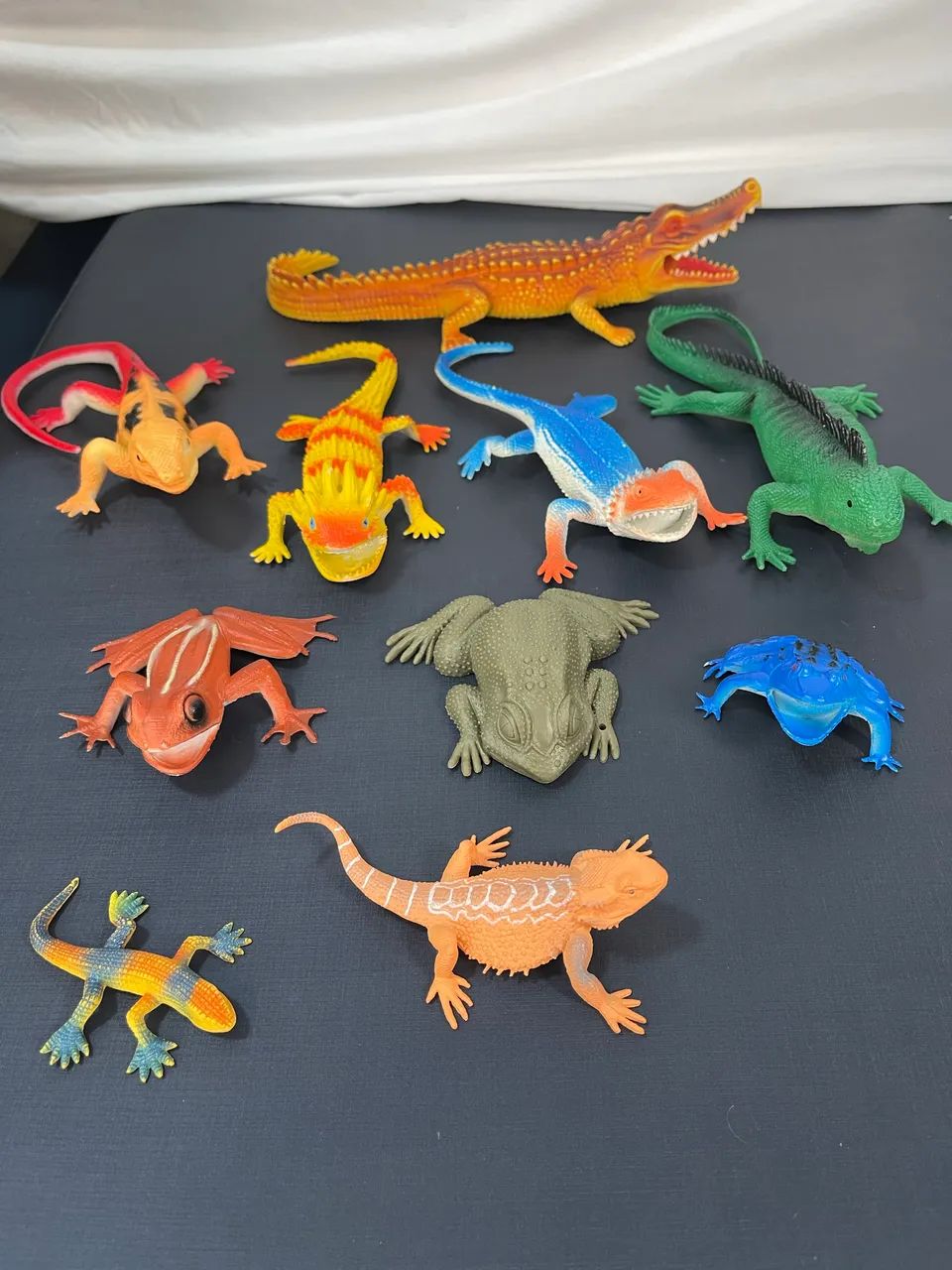 Combo fundo do mar, dinossauros e répteis.