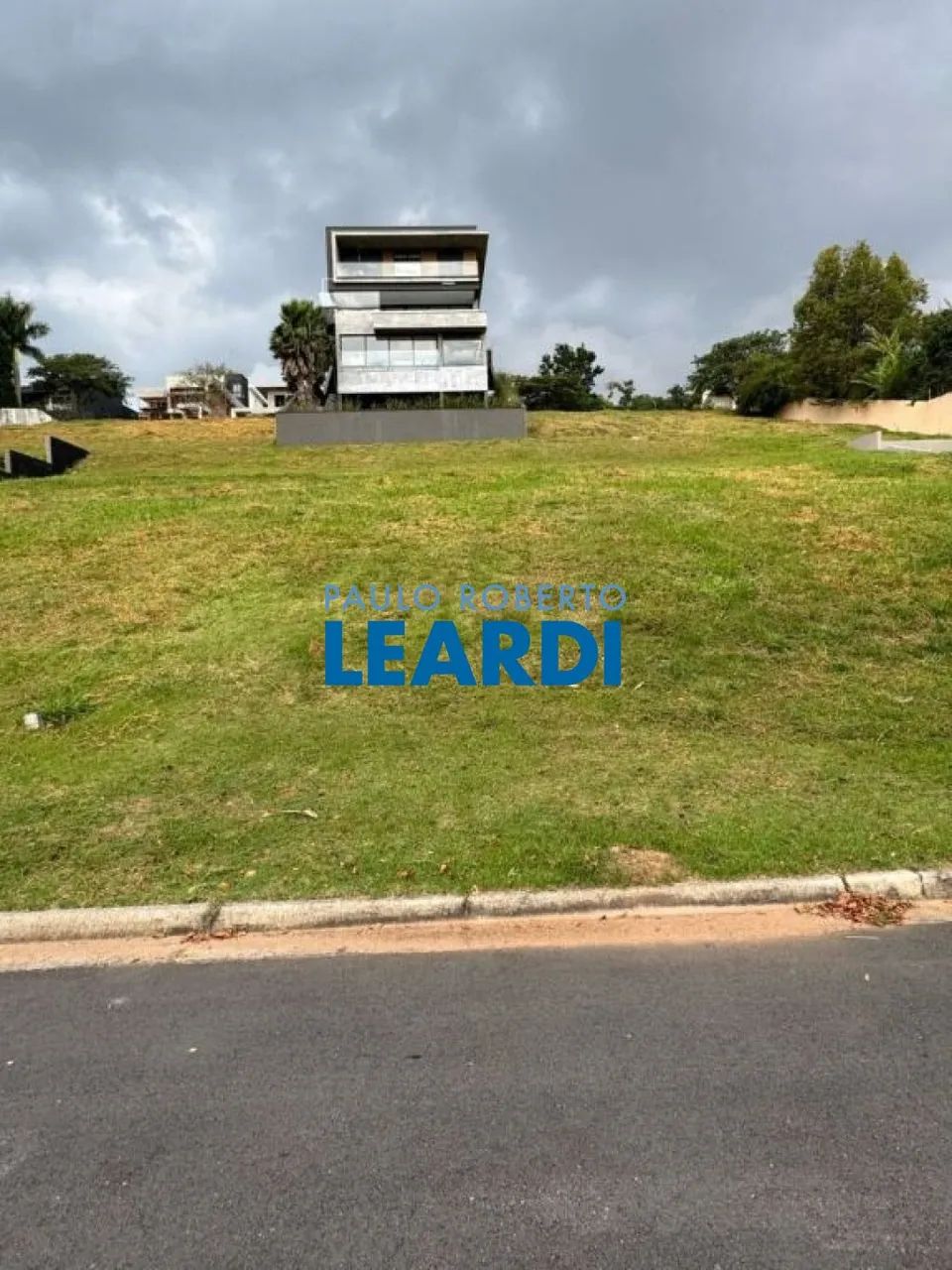 TERRENO EM CONDOMÍNIO - ALPHAVILLE - SP