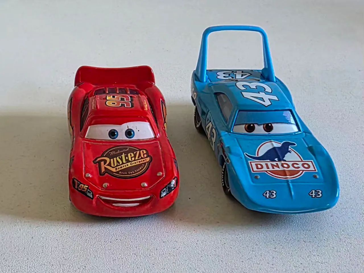 Mcquen e Rei-  Disney Pixar 
