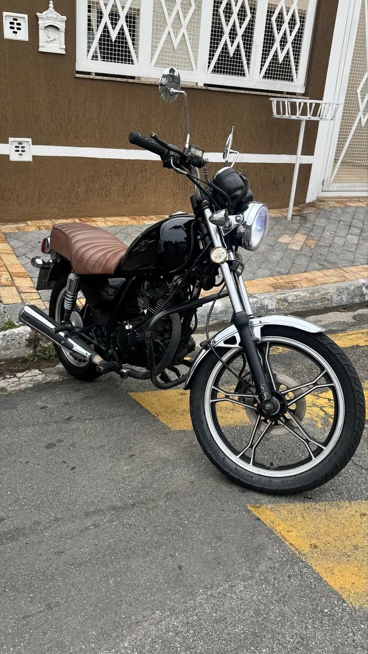 Suzuki Intruder 125 2013 - Foto 5