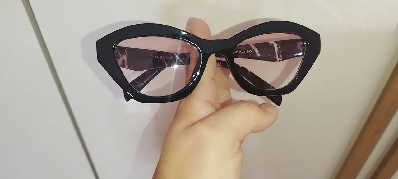 Vendo óculos Prada  - Foto 4