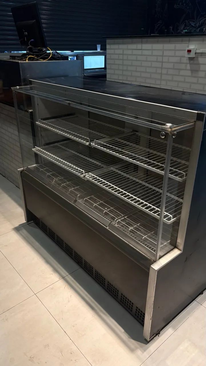 Estufa Expositora Comercial em Aço Inox com Vidro e Prateleiras - Foto 2