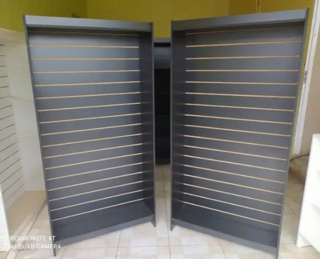 ESTANTE CANALETADA PRETA - 100% MDF - NOVO