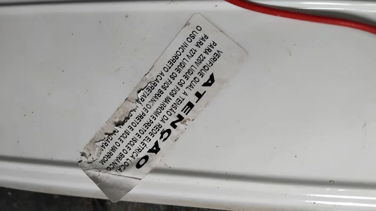 Vendo luminária bivolt, usada  - Foto 4