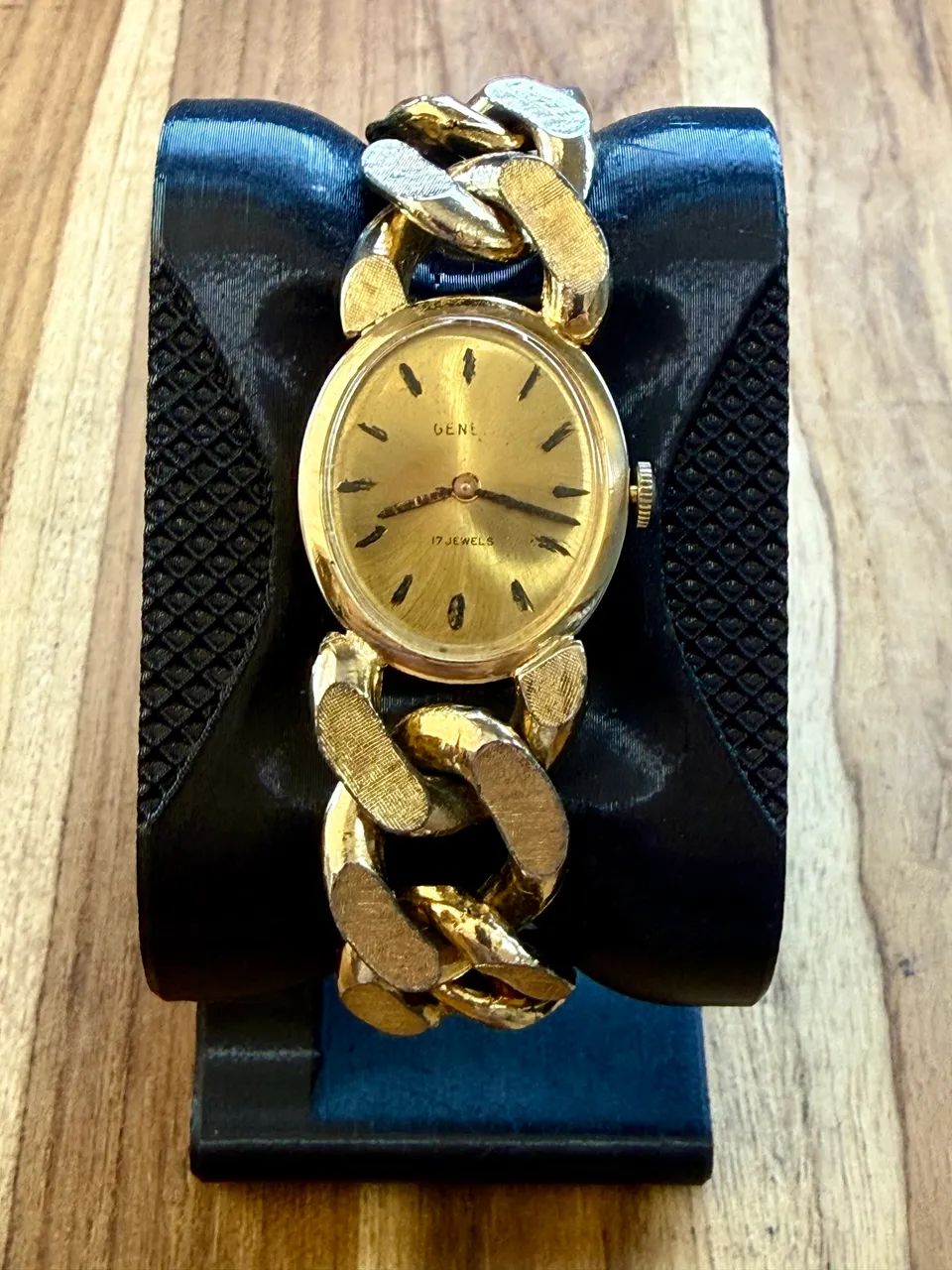 Relógio Geneve Gold Dial - 1970