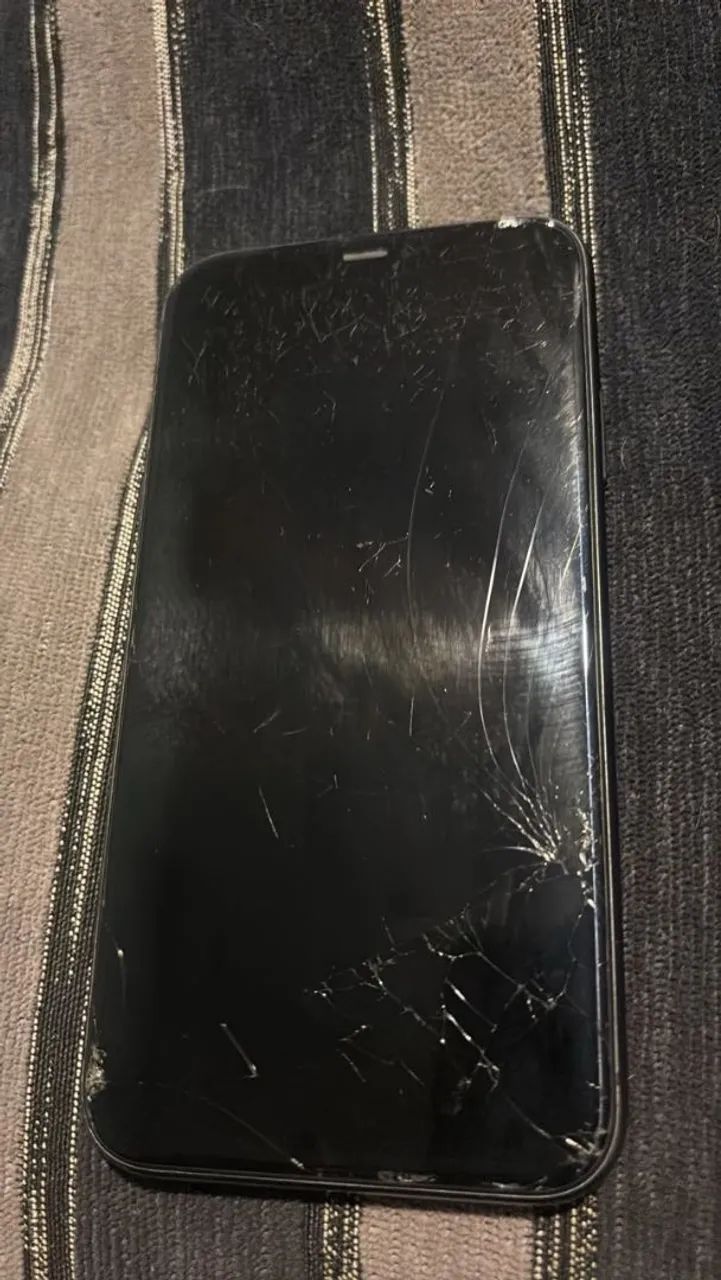 iPhone 11 64gb - Foto 2