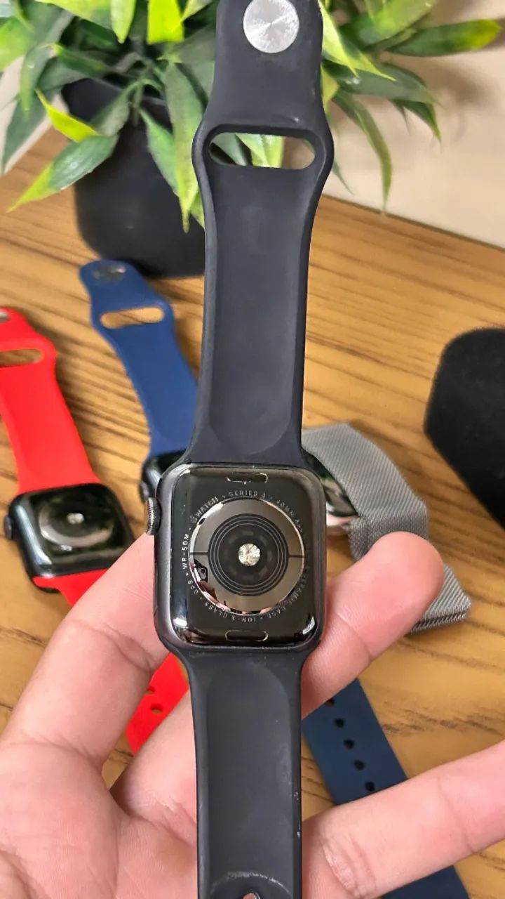 APPLE WATCH SERIES 4 GPS 40MM CINZA ESPACIAL - Smartwatches
