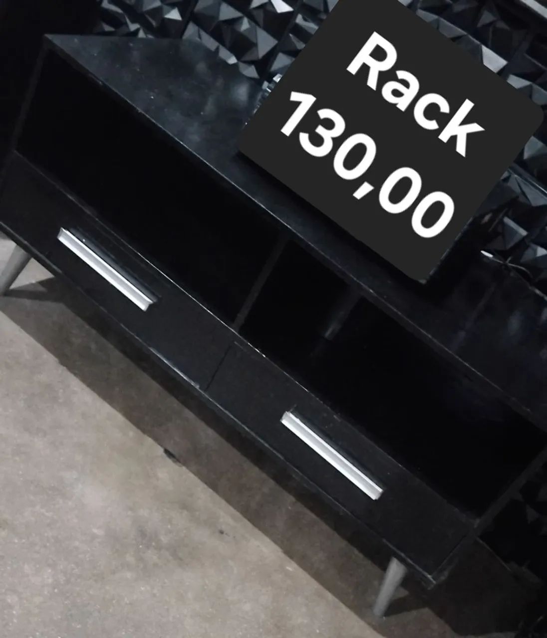 Rack com 2 gavetas e 2 compartimentos 