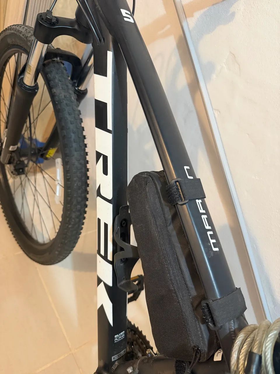 Bicicleta Trek Marlin 5 - Aro 29 - Tam 18.5 - Foto 4