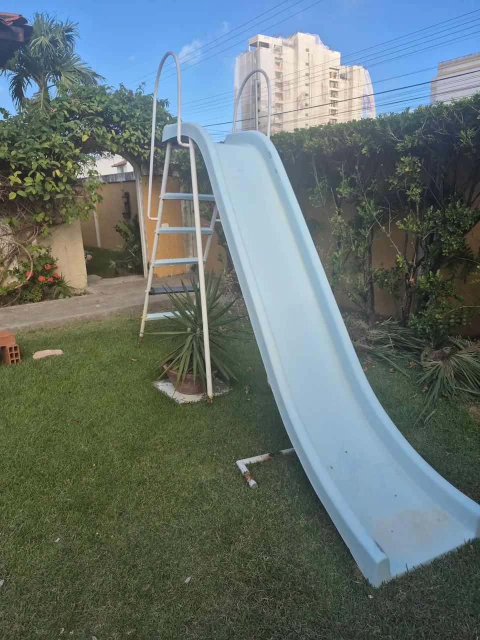 Escorregador de piscina