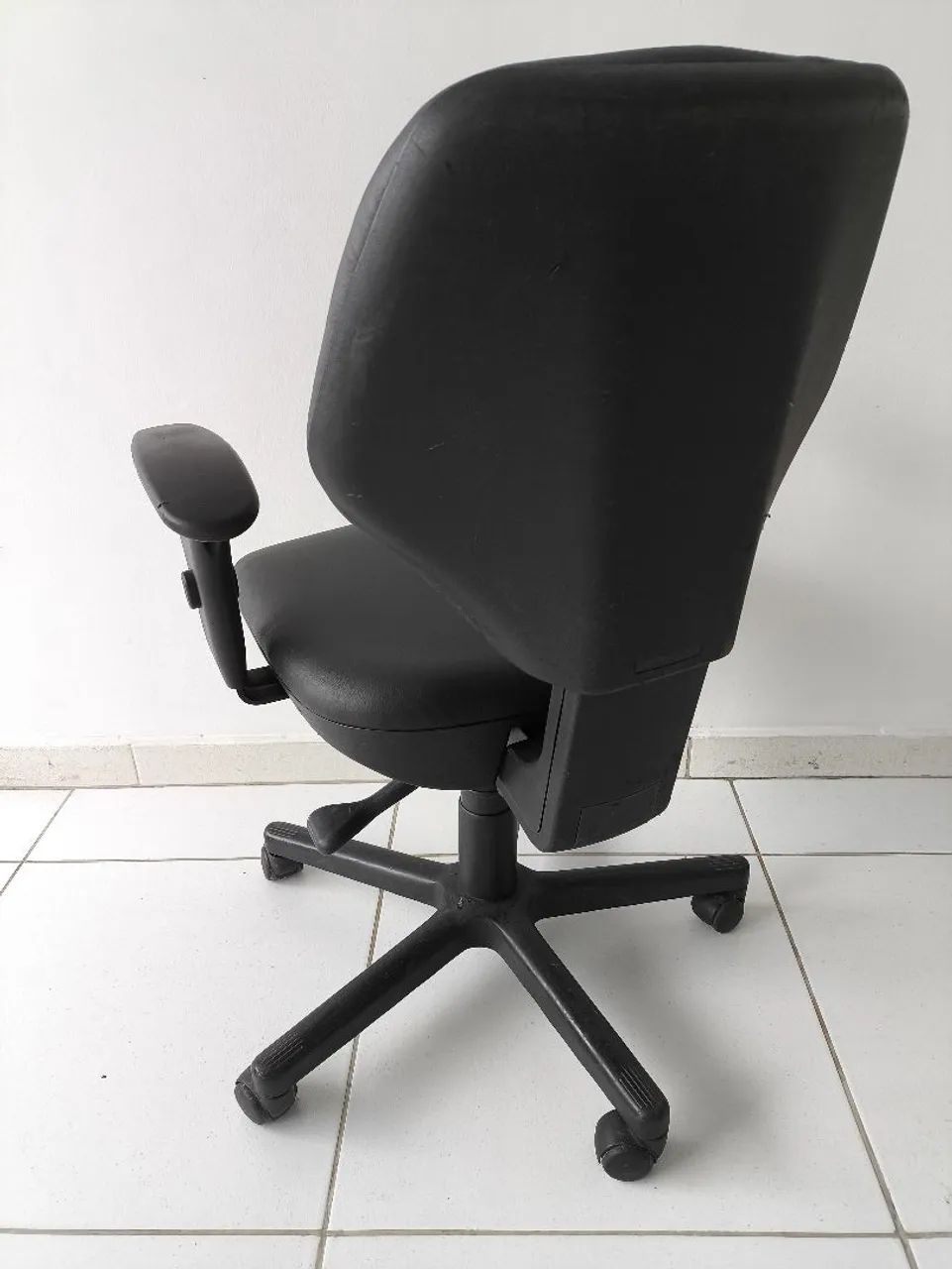 Cadeira Presidente Ergonômica Flexform  - Foto 3