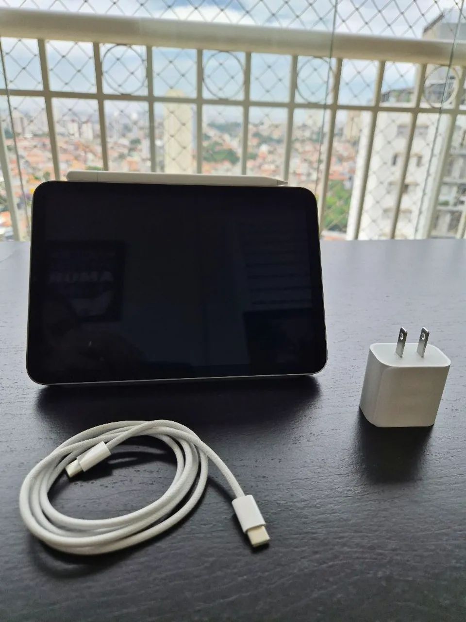 iPad Mini 7 (128GB - Preto) + Apple Pencil + Case