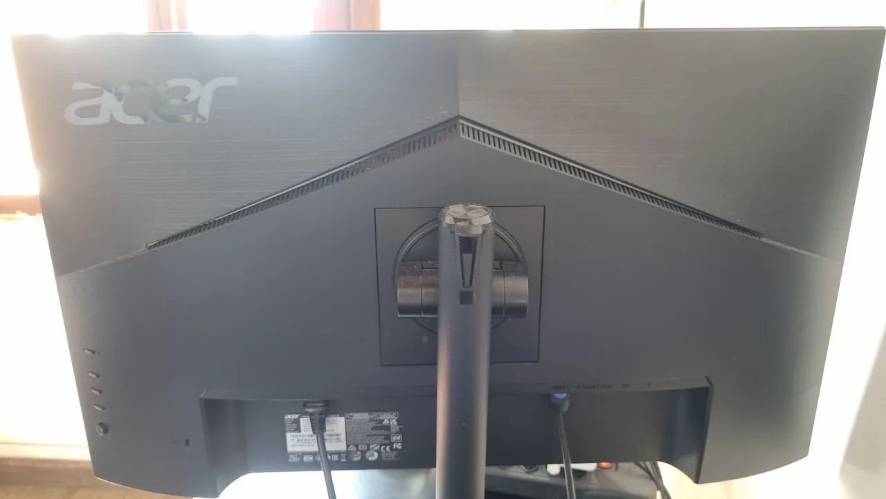 Monitor Gamer Acer Nitro XV280K 28" 4K - Foto 2