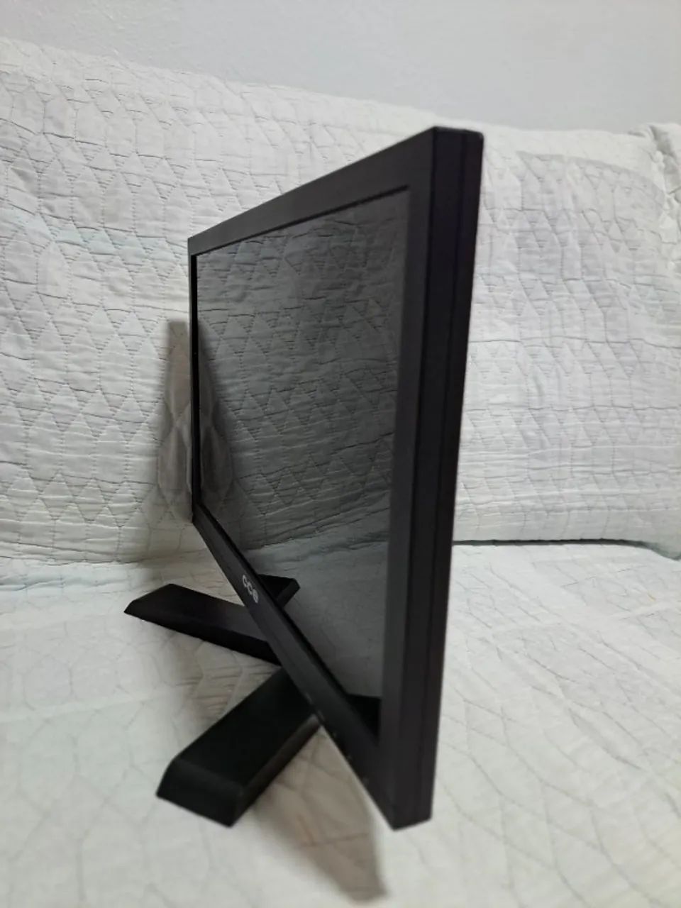 Monitor CCE Gm-1501 Led 15.6 (USADO) - Foto 2