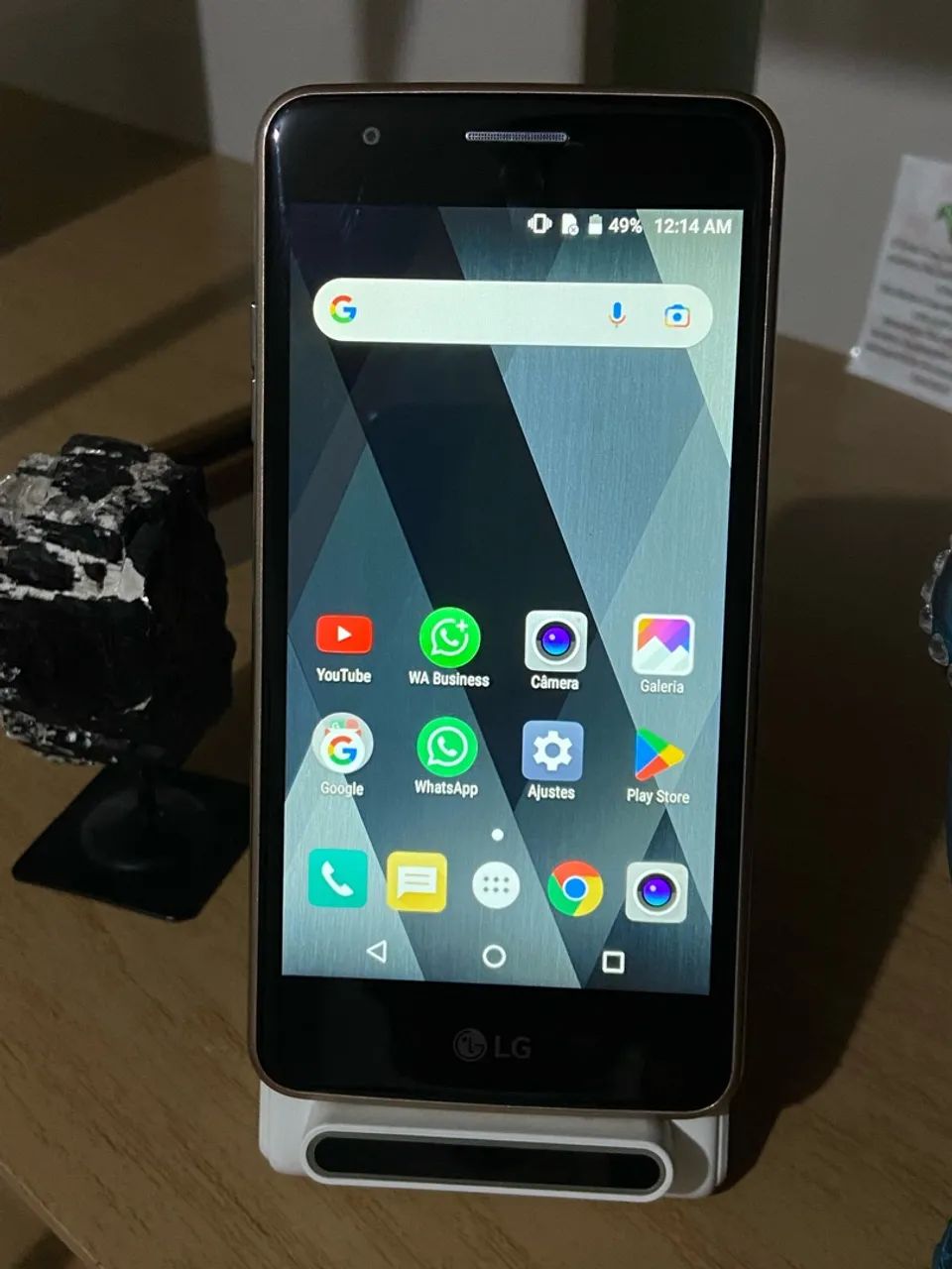 LG K8 Dourado