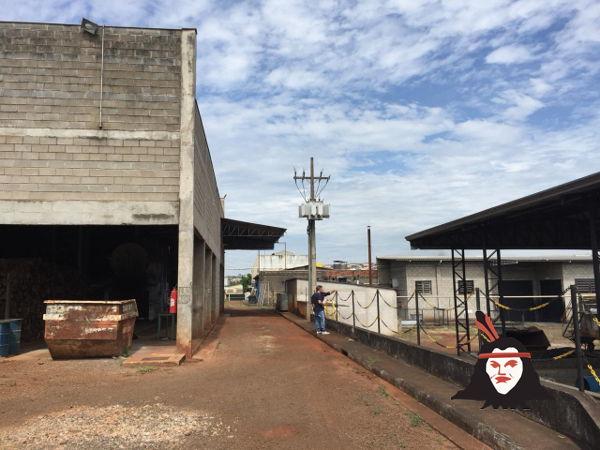 Terreno Área Industrial - Bairro Parque Comercial Quati - Londrina-PR - Foto 2