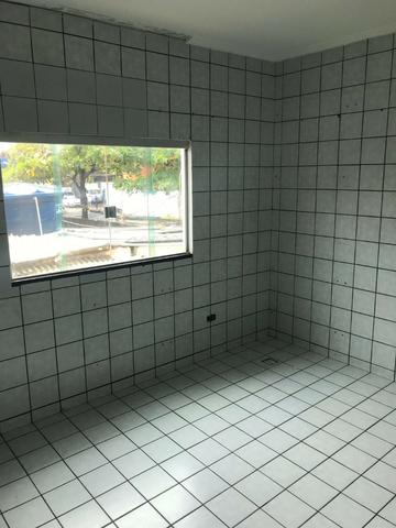 Casa 3/4 grande bastante arejada localização excelente - Foto 11
