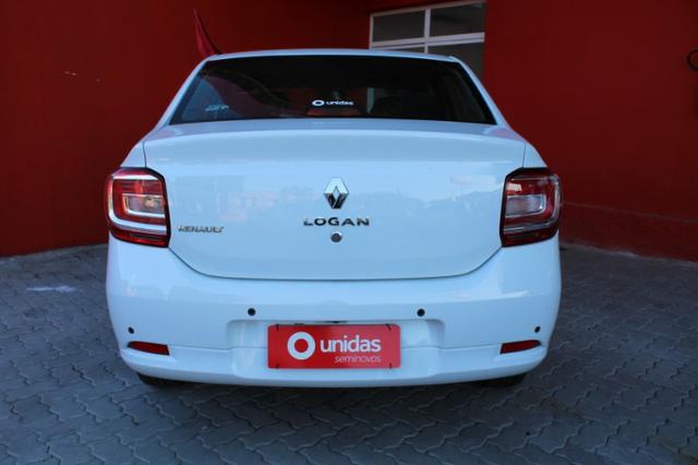 Renault Logan - Foto 6