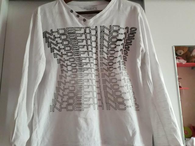Blusa de manga comprida branca nova