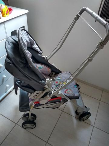 Carrinho e bebê conforto