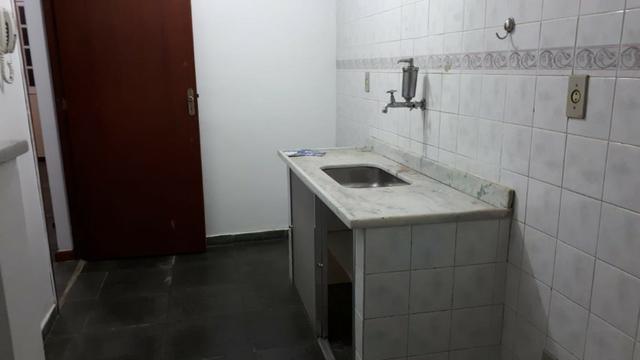 Apto.em Condomínio com 2 quartos na Chácara do Paraíso - NF/RJ - Foto 6