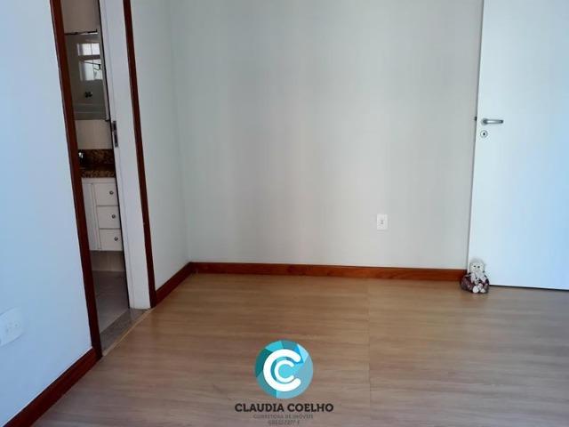 Belíssimo 04 quartos, frente para o mar, com ótima localização!! - Foto 13