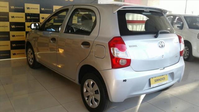 TOYOTA ETIOS 1.3 X 16V FLEX 4P MANUAL - Foto 6