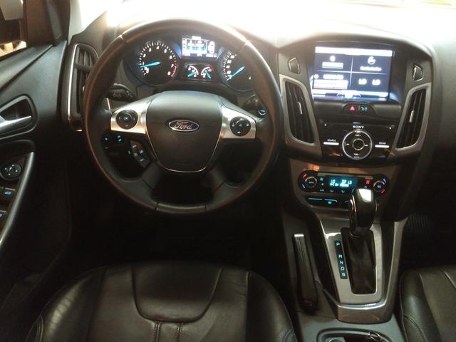 Focus sedan titanium plus c/ Teto 2014 - Foto 10