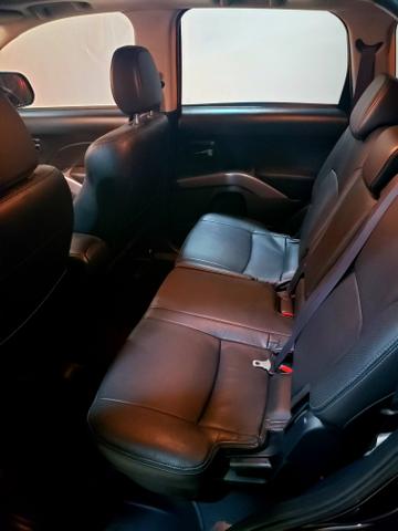 Mitsubishi Outlander 2.0 - Foto 4