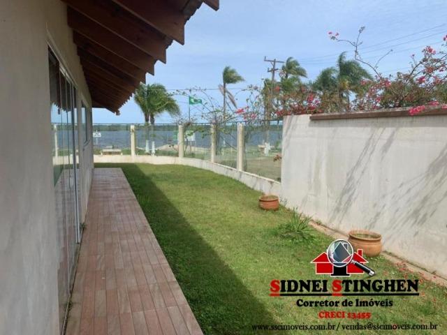 Linda casa na Praia em frente a lagoa - Foto 3