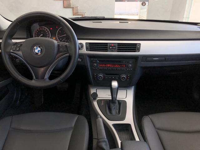 BMW 320i 2011 Top + All black , sem detalhes - Foto 12
