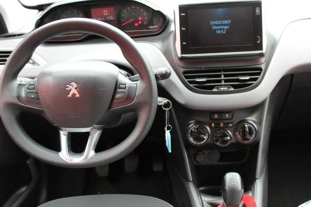 Peugeot 208 - Foto 7