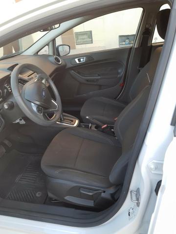 Vendo Ford Fiesta 1.6 AT 2015 - Foto 4