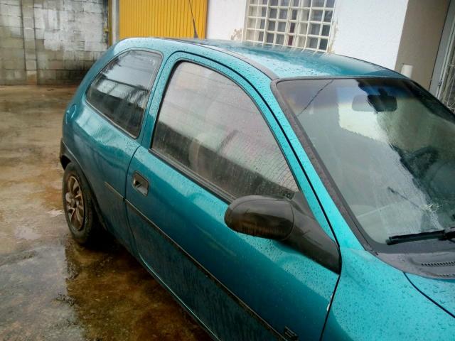 Vendo corsa 96 1.4 vidro trava alarme e conta corente carri todo em dias - Foto 11