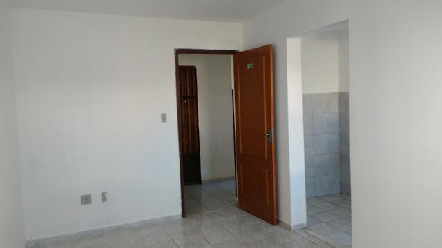 Laranjeiras 3º andar nas proximidades do Shopping Pátio norte com 2 quartos - Foto 2