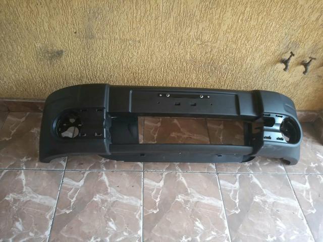 Parachoque dianteiro Renault Kangoo 2008/2013