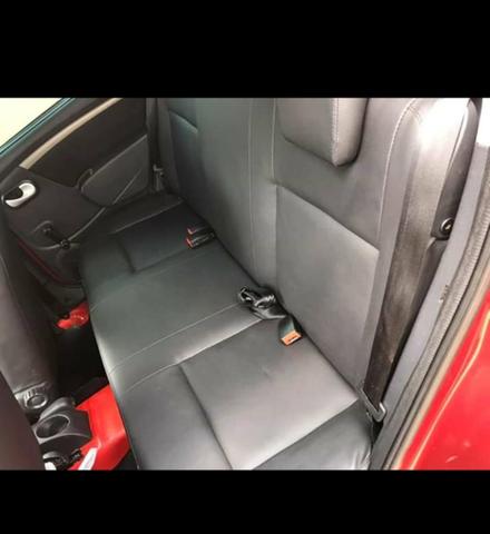 Vendo Sandero 1.6 2010/2011 - Foto 6