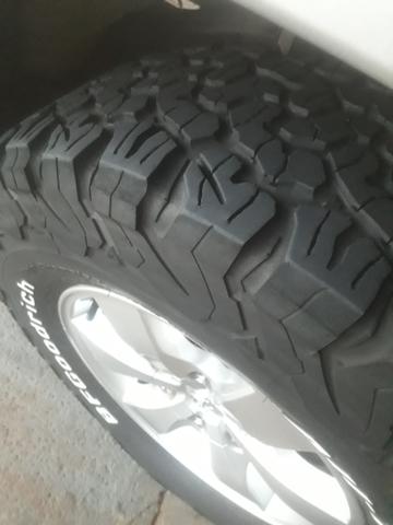 Vendo ou troco por carro de menor valor - Foto 2