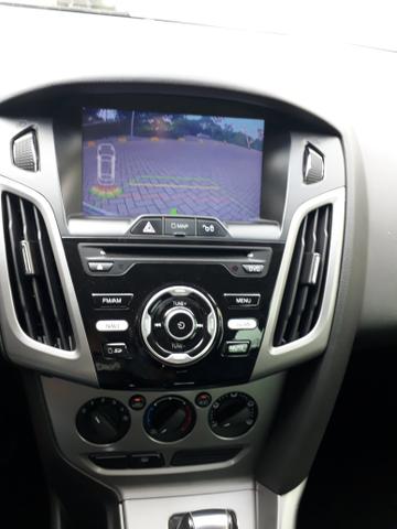 Focus 1.6 SE Aut. 2014 Completão! - Foto 9