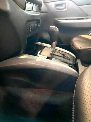Mitsubishi L200 Triton 2.4 16V Turbo Diesel Sport HPE-S 4P 4X4 Automático - Foto 6