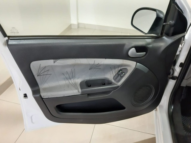 Fiesta Hatch 1.6 (Flex) 2009/2009 - Foto 10