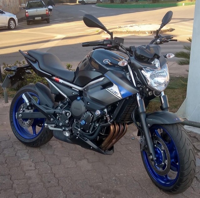 YAMAHA XJ6 N ABS 2015