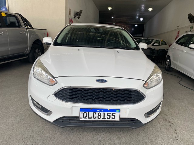 FOCUS 2.0 SEDAN AUTOMATICO 2016