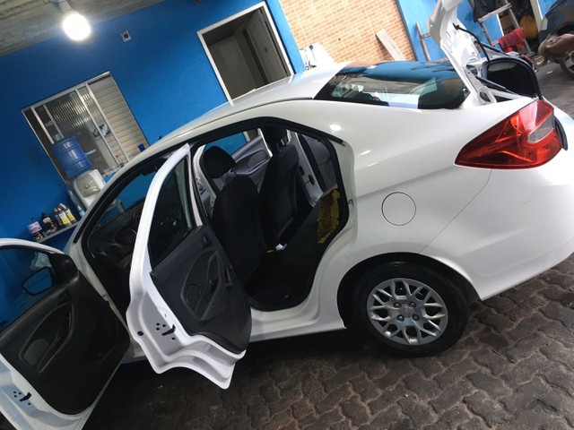 VENDE SE CARRO FORD KA SEDÃ 2017