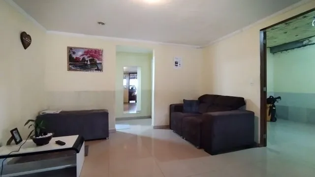 Excelente Sobrado, Bairro São José, Aceita Carro
