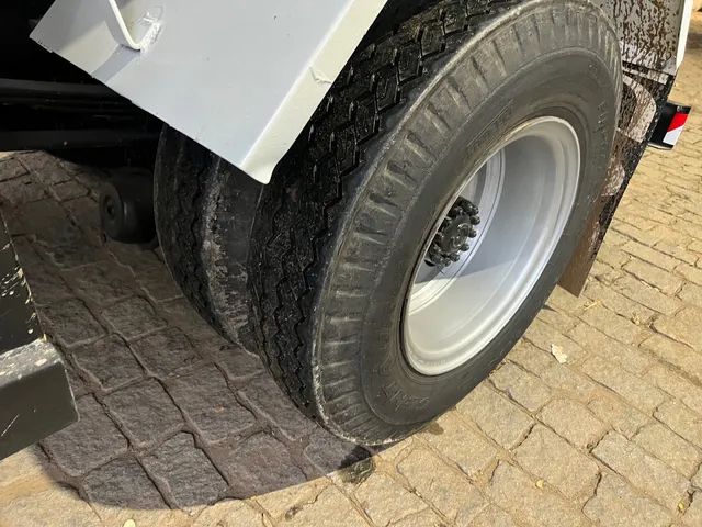 Ford Cargo 1319 Caçamba 2013 - Foto 8