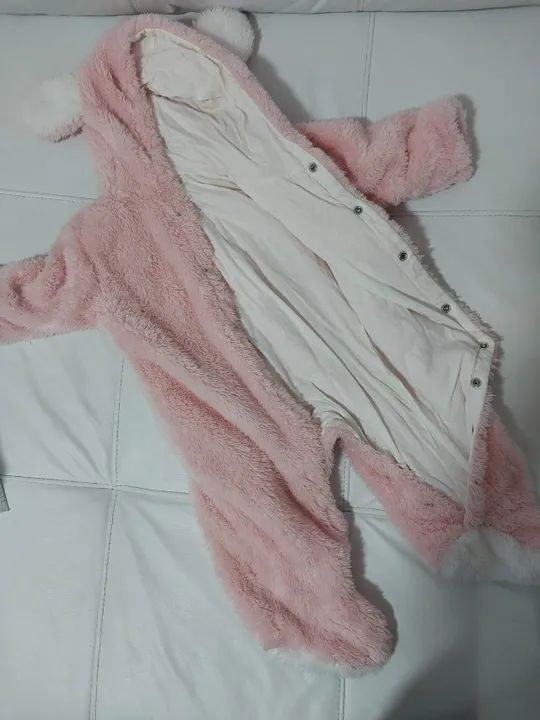 Macacão Peluciado e Forrado 3-6 meses - Foto 2