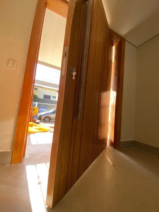 Portas Pivotantes de madeira  - Foto 4