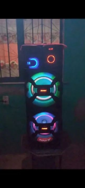 Caixa de som r$ 1000