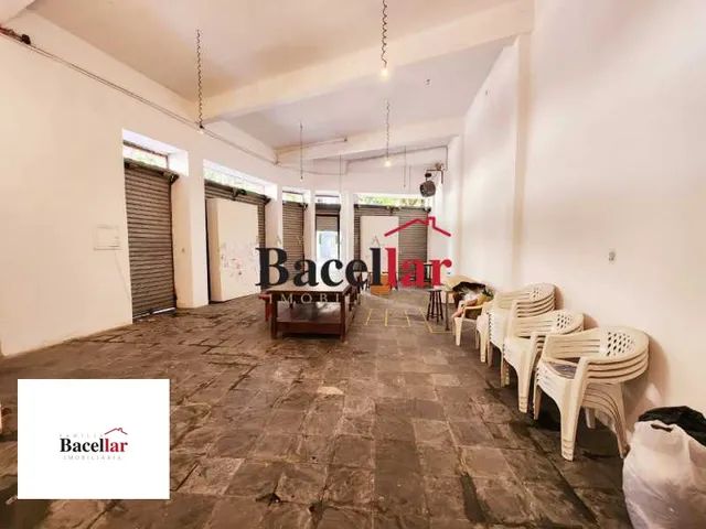 Sobrado : / Comercial / Centro